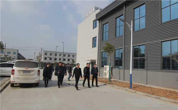 中國軸承工業(yè)協(xié)會領導蒞臨參觀博盈軸承